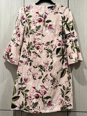 White House Black Market | Floral Print Shift Dress | Powder Pink | Size 0